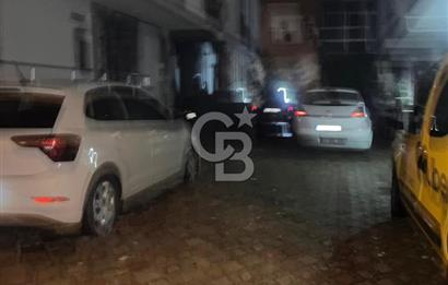 Dutlubahçe de eşyalı kiralık 2+1 katta daire