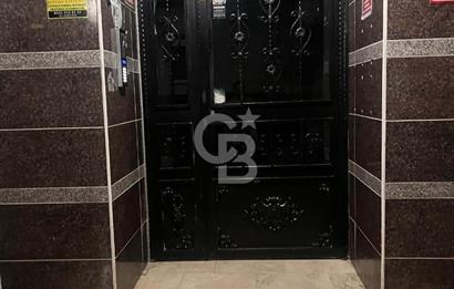 Dutlubahçe de eşyalı kiralık 2+1 katta daire