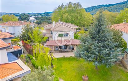 GÜZELBAHÇE ÇAMLI VİLLARI 5+1 SATILIK VİLLA 800M2 ARSA PAYI