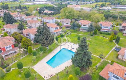 GÜZELBAHÇE ÇAMLI VİLLARI 5+1 SATILIK VİLLA 800M2 ARSA PAYI