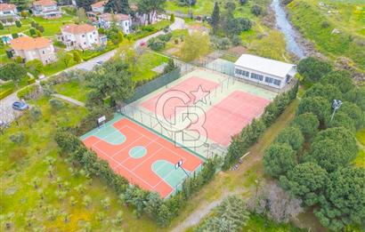 GÜZELBAHÇE ÇAMLI VİLLARI 5+1 SATILIK VİLLA 800M2 ARSA PAYI