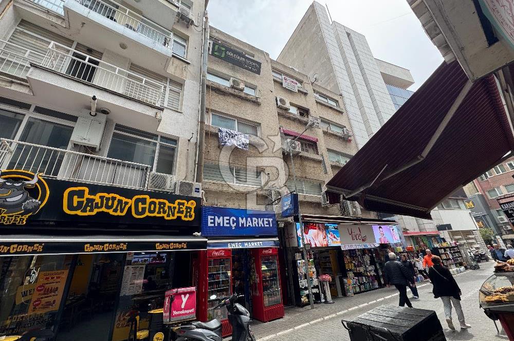 KARŞIYAKA ÇARŞI İÇİNDE 1+0 SATILIK OFİS