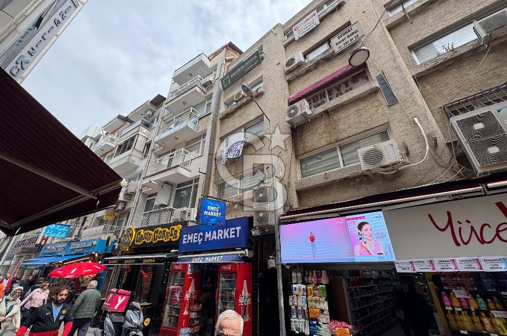 KARŞIYAKA ÇARŞI İÇİNDE 1+0 SATILIK OFİS