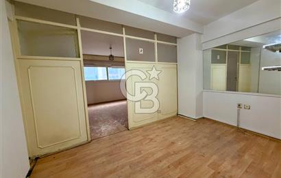 KARŞIYAKA ÇARŞI İÇİNDE 1+0 SATILIK OFİS