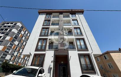 Aşağıdudullu Mahallesi Satılık 2+1 Ters Dubleks Daire
