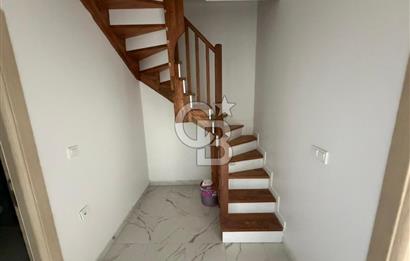 Aşağıdudullu Mahallesi Satılık 2+1 Ters Dubleks Daire