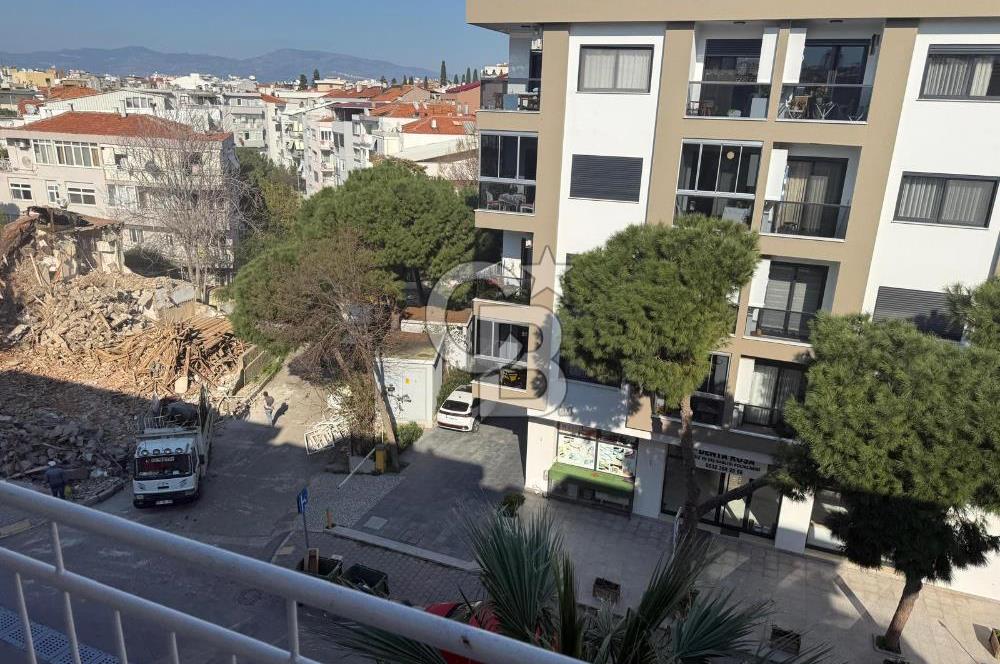 İzmir Güzelyalı'nın merkezinde Tamamı Yenilenmiş 3+1 Daire