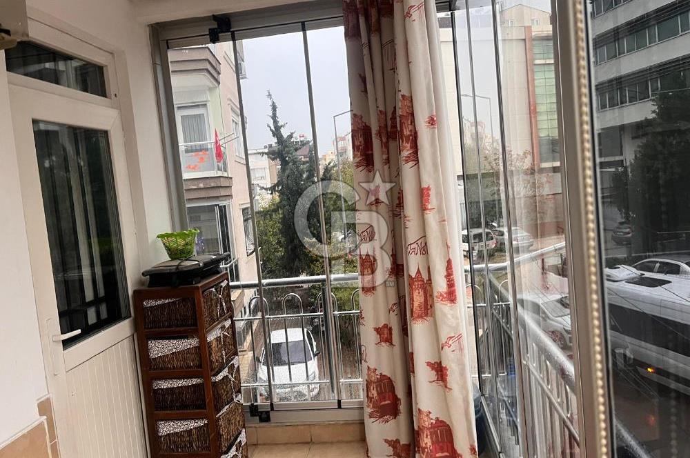 Dutlubahçe de eşyalı kiralık 2+1 katta daire