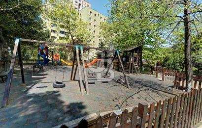 İstanbul’un İçinde Koru Keyfinde Eston Çamlı Evler Sitesi'nde 3+1 Satılık Daire!