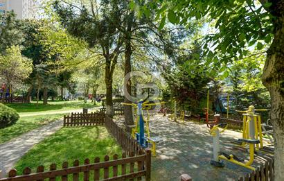 İstanbul’un İçinde Koru Keyfinde Eston Çamlı Evler Sitesi'nde 3+1 Satılık Daire!