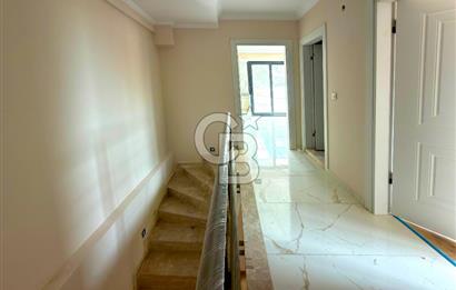Foça Bağarası’nda 3+1 Dubleks | 3 Banyo | Mini Villa Konsepti