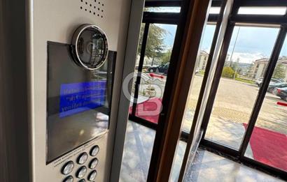 BİLKENT ÜNİ. YANINDA//ÇİFT BANYO// AÇIK OTOPARK//GENİŞ 3+1 DAİRE