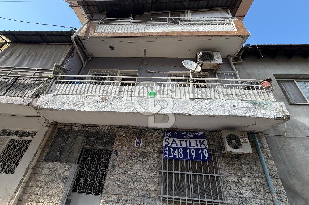 MUSELAND Bornova Çamdibinde 4+1 Kullanışlı Müstakil Ev
