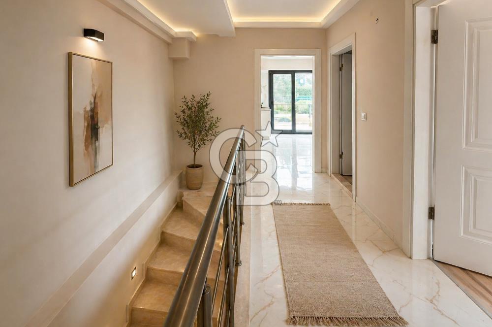 Foça Bağarası’nda 3+1 Dubleks | 3 Banyo | Mini Villa Konsepti