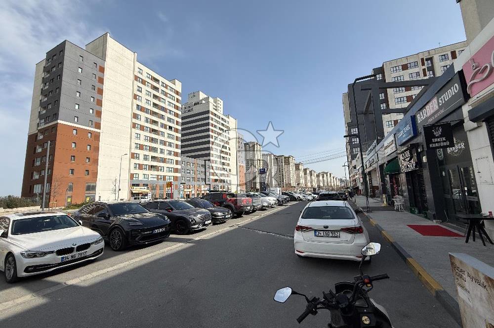 BAHÇEKENT TUAL ÇARŞI'DA CADDE ÜZERİ SATILIK 75 M2 DÜKKAN