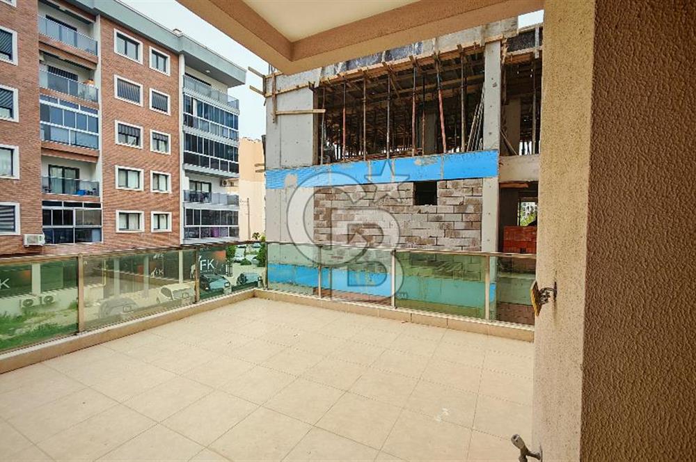 Karşıyaka Yalı Mahallesinde Geniş Teraslı 2+1 Kiralık Daire