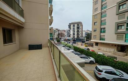 Karşıyaka Yalı Mahallesinde Geniş Teraslı 2+1 Kiralık Daire