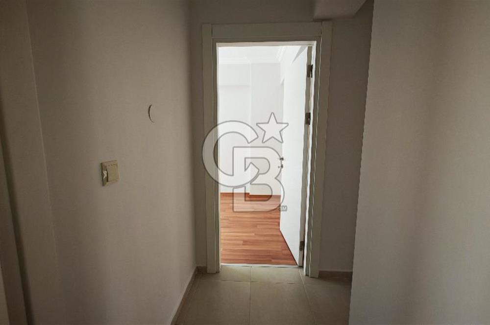 Karşıyaka Yalı Mahallesinde Geniş Teraslı 2+1 Kiralık Daire