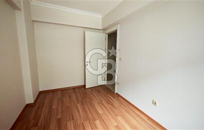 Karşıyaka Yalı Mahallesinde Geniş Teraslı 2+1 Kiralık Daire