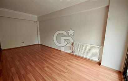 Karşıyaka Yalı Mahallesinde Geniş Teraslı 2+1 Kiralık Daire