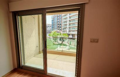 Karşıyaka Yalı Mahallesinde Geniş Teraslı 2+1 Kiralık Daire