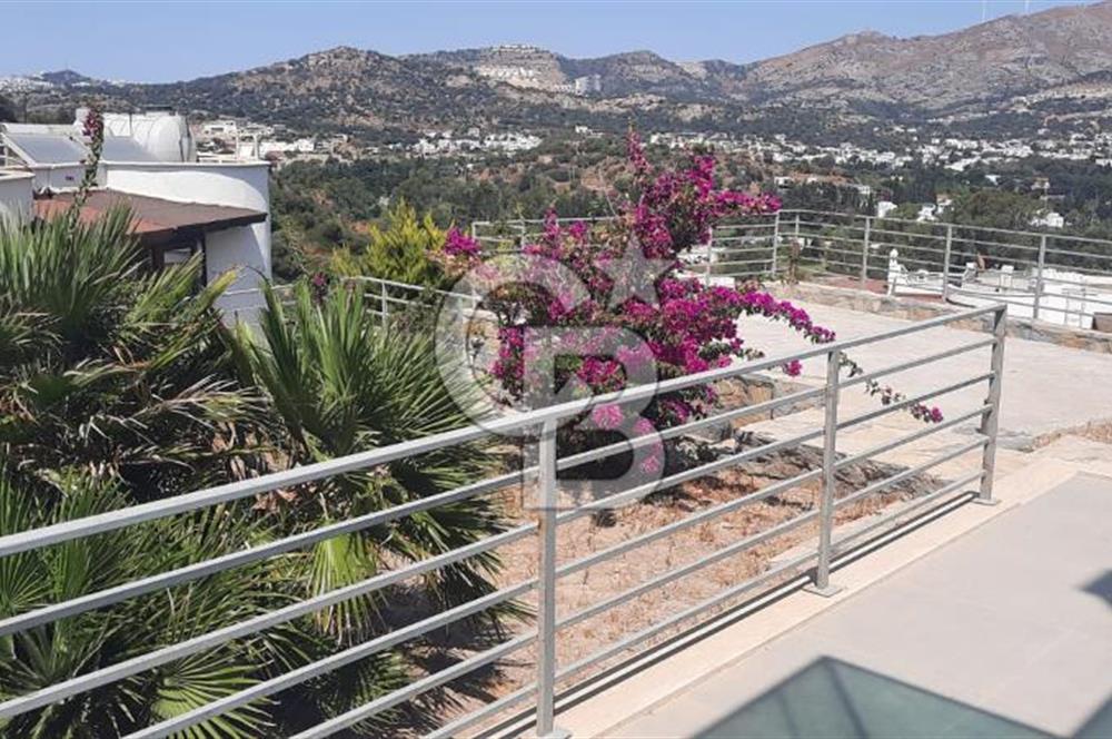 BODRUM GÜMÜŞLÜKTE KİRALIK DENİZ MANZARALI DUBLEX LÜKS VİLLA