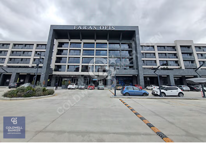 FARAS OFİS'TE KATTA YENİ ADLİYEYE 5DK. MERKEZİ KONUMDA 80 M2 3+1