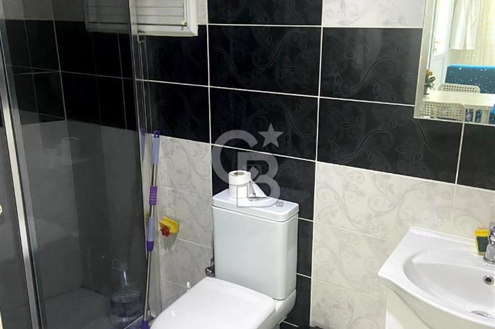 BUCA TINAZTEPE'DE KAMPÜS KARŞISI EŞYALI 1+1 SATILIK DAİRE