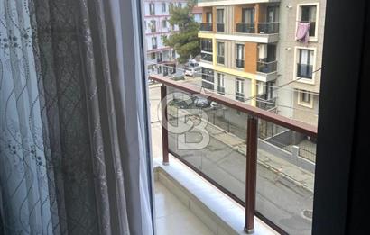 BUCA TINAZTEPE'DE KAMPÜS KARŞISI EŞYALI 1+1 SATILIK DAİRE