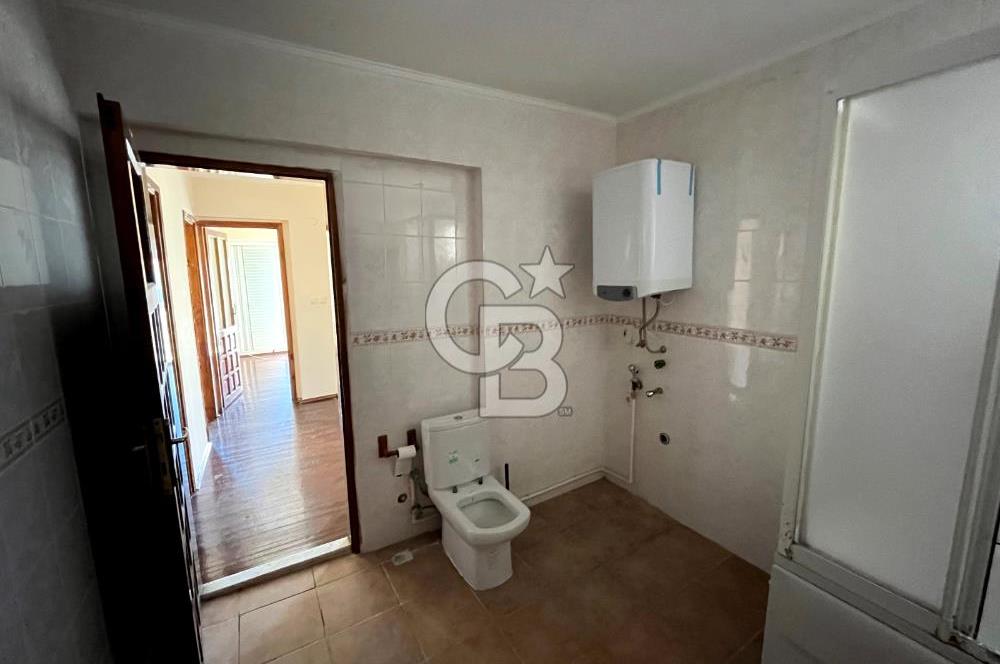 ALAÇATI'NIN NEZİH & SEÇKİN LOKASYONUNDA BAHÇELİ 3+1 VİLLA