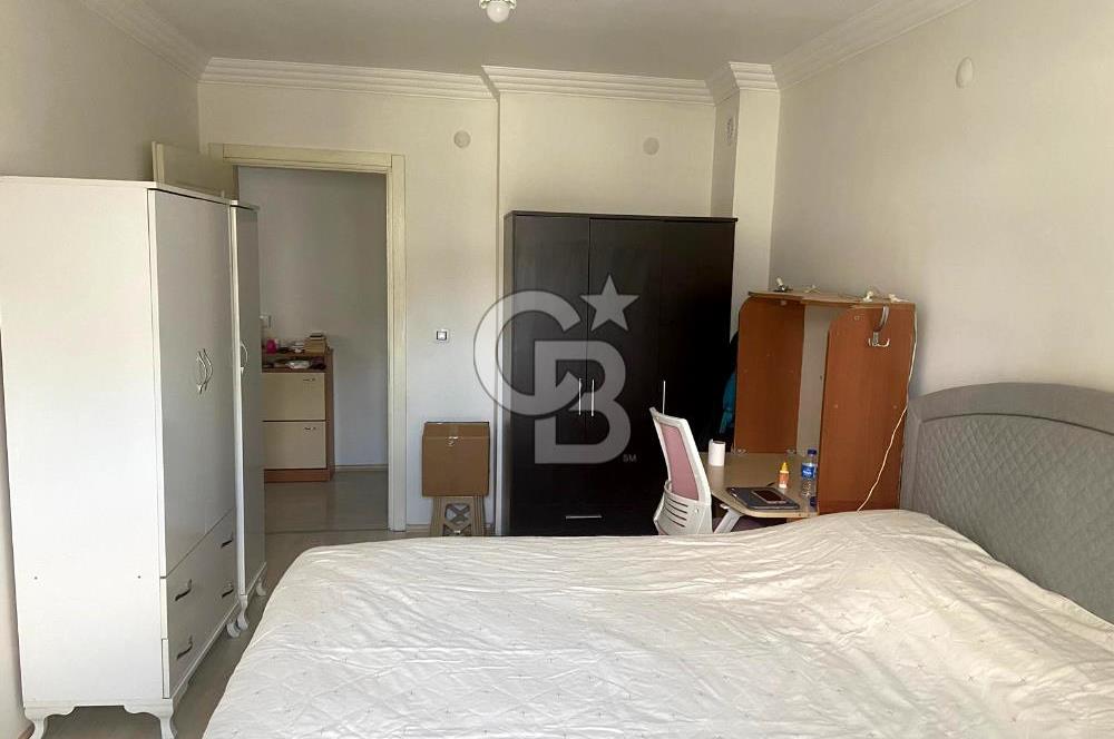 BUCA TINAZTEPE'DE KAMPÜS KARŞISI EŞYALI 1+1 SATILIK DAİRE