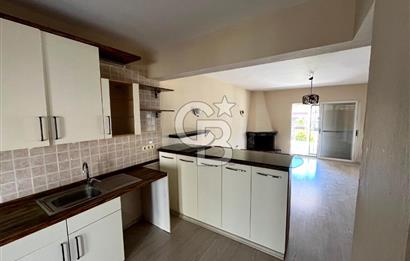 ALAÇATI'NIN NEZİH & SEÇKİN LOKASYONUNDA BAHÇELİ 3+1 VİLLA