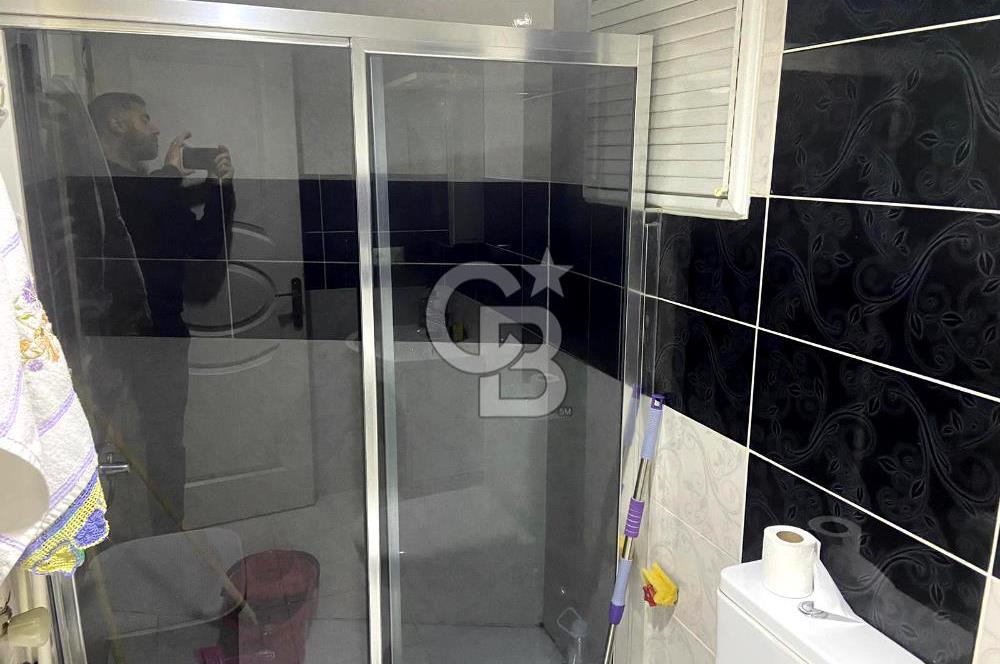 BUCA TINAZTEPE'DE KAMPÜS KARŞISI EŞYALI 1+1 SATILIK DAİRE