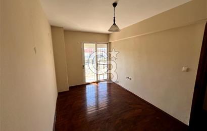 ALAÇATI'NIN NEZİH & SEÇKİN LOKASYONUNDA BAHÇELİ 3+1 VİLLA