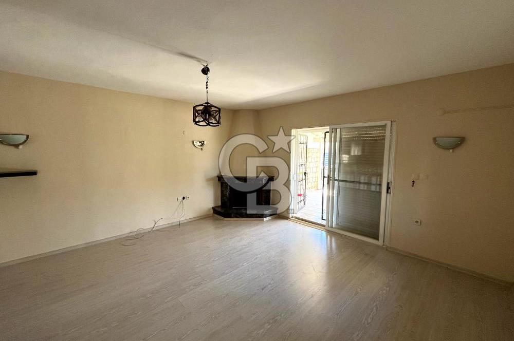 ALAÇATI'NIN NEZİH & SEÇKİN LOKASYONUNDA BAHÇELİ 3+1 VİLLA