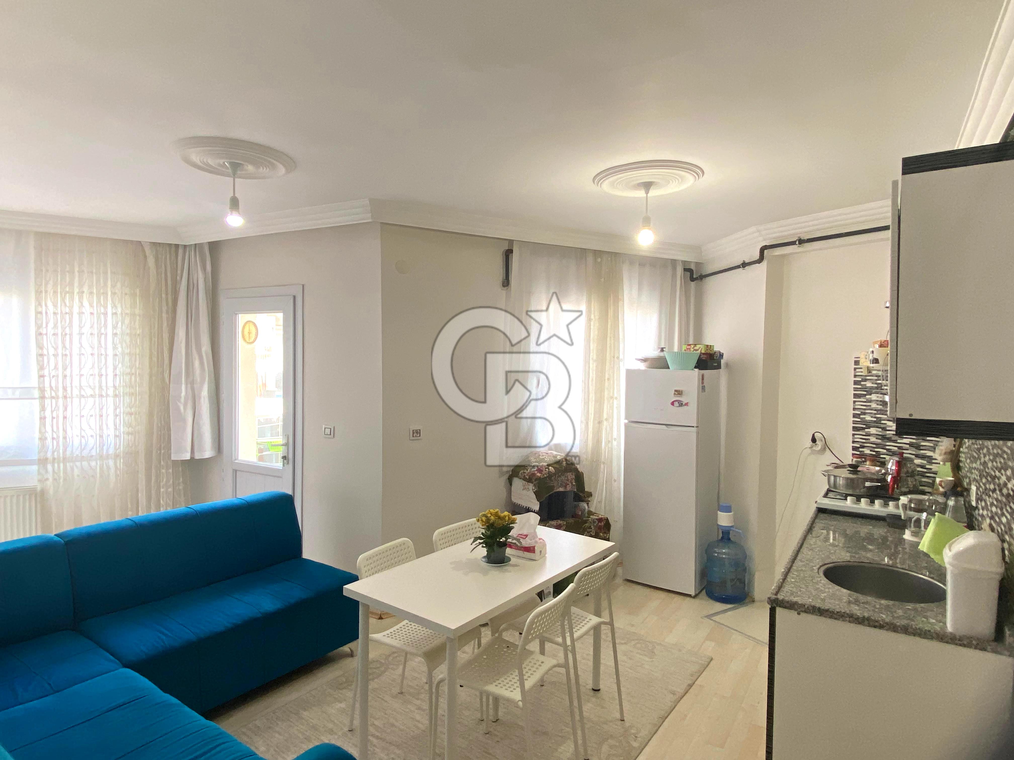 BUCA TINAZTEPE'DE KAMPÜS KARŞISI EŞYALI 1+1 SATILIK DAİRE
