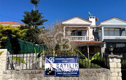 ALAÇATI'NIN NEZİH & SEÇKİN LOKASYONUNDA BAHÇELİ 3+1 VİLLA