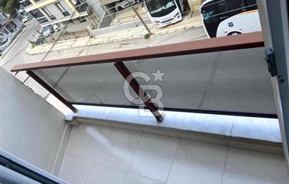 BUCA TINAZTEPE'DE KAMPÜS KARŞISI EŞYALI 1+1 SATILIK DAİRE