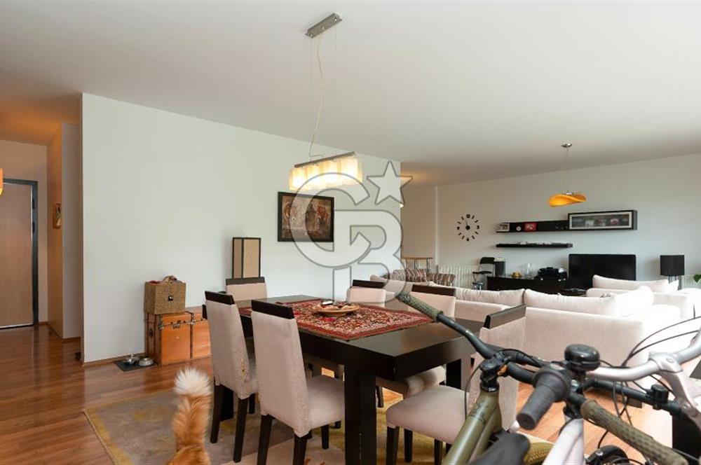 Nar City'de Satılık Deniz ve Orman Manzaralı 4+1 Daire