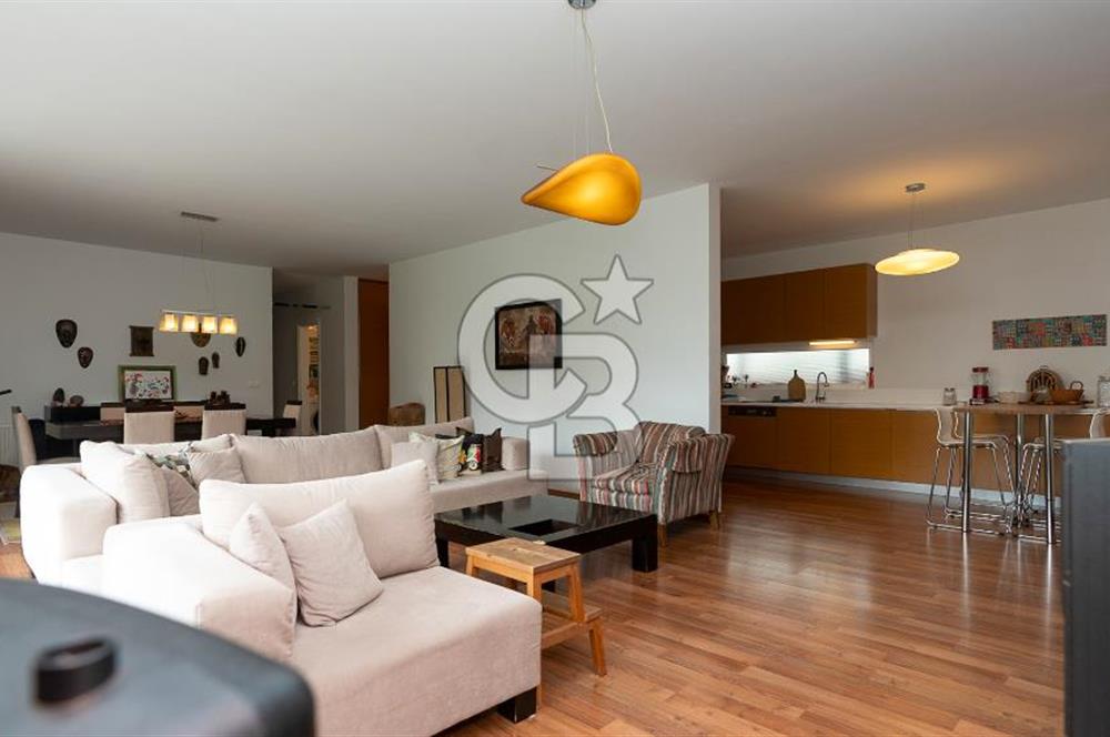 Nar City'de Satılık Deniz ve Orman Manzaralı 4+1 Daire