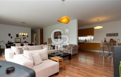 Nar City'de Satılık Deniz ve Orman Manzaralı 4+1 Daire