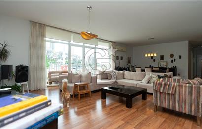 Nar City'de Satılık Deniz ve Orman Manzaralı 4+1 Daire