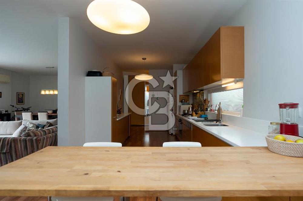 Nar City'de Satılık Deniz ve Orman Manzaralı 4+1 Daire