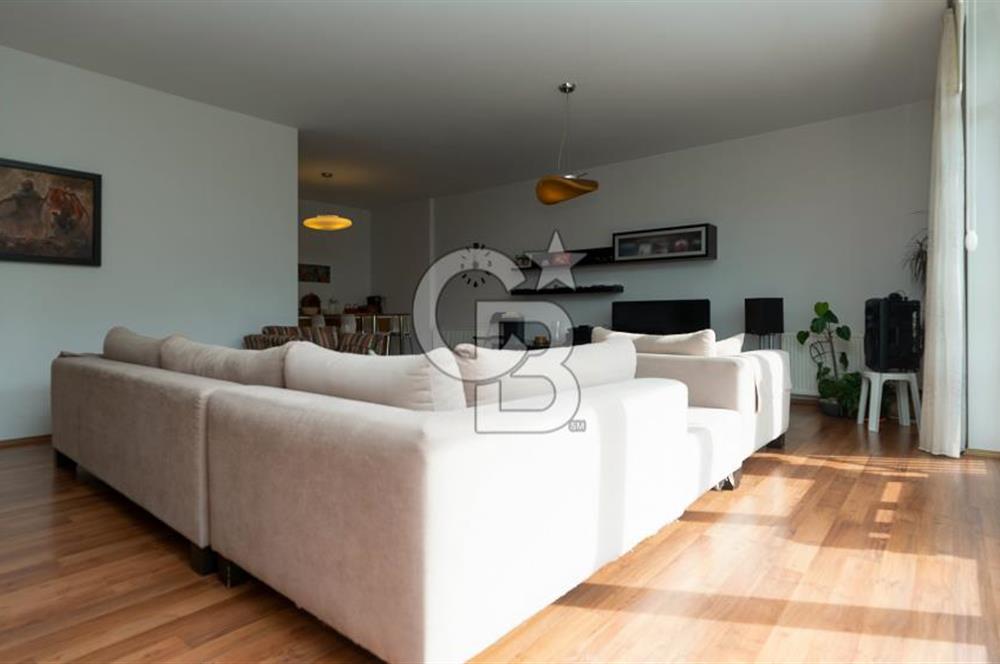 Nar City'de Satılık Deniz ve Orman Manzaralı 4+1 Daire