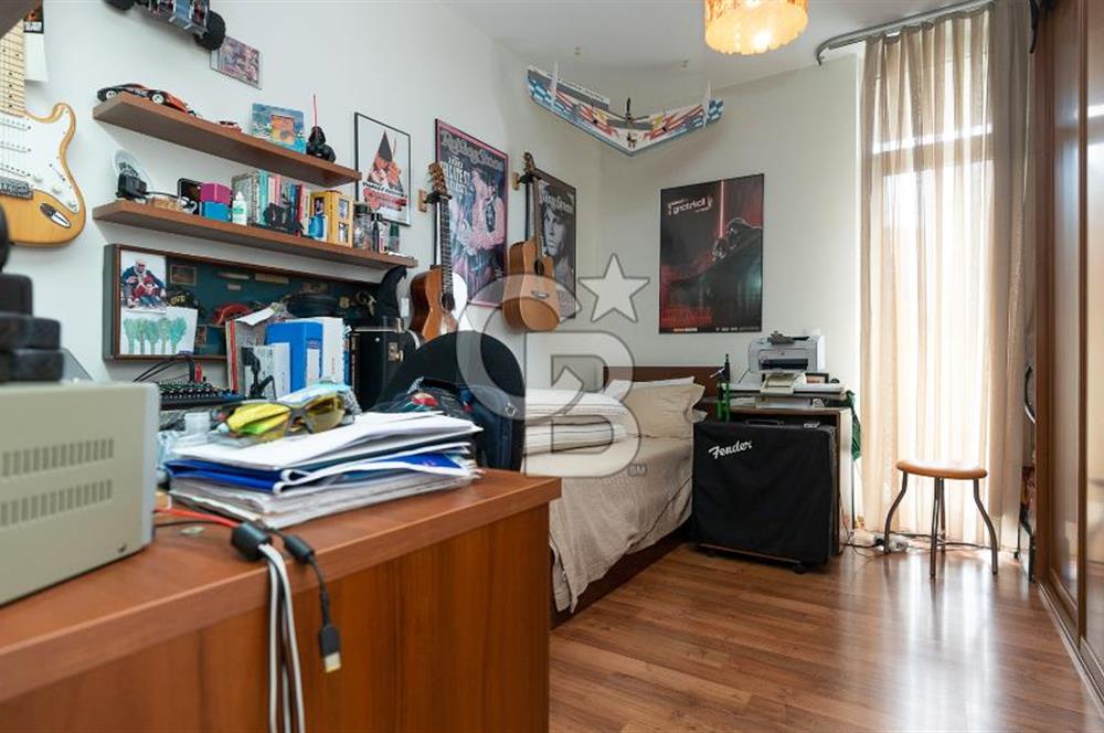 Nar City'de Satılık Deniz ve Orman Manzaralı 4+1 Daire