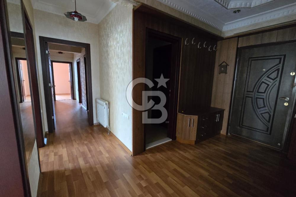 COLDWELL BANKER'DAN HARİKA KONUMLU 3 CEPHELİ GENİŞ 4+1 DAİRE