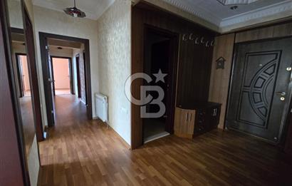 COLDWELL BANKER'DAN HARİKA KONUMLU 3 CEPHELİ GENİŞ 4+1 DAİRE