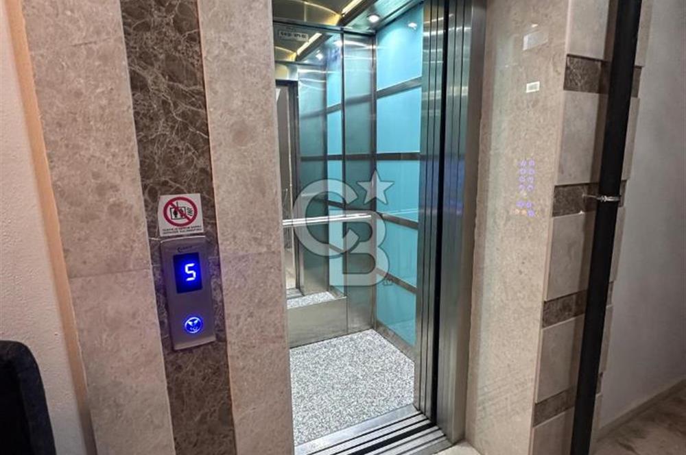 Güzeloba Turizm yolu üzerinde 1+1 Kiralık Daire