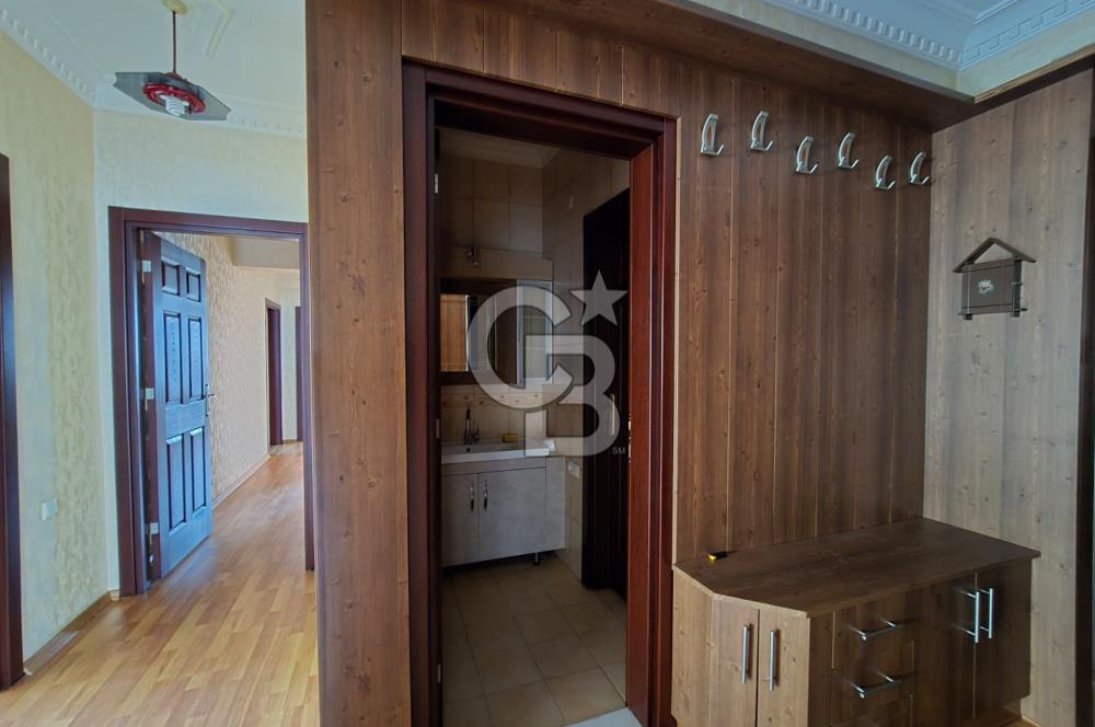 COLDWELL BANKER'DAN HARİKA KONUMLU 3 CEPHELİ GENİŞ 4+1 DAİRE