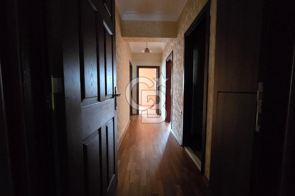 COLDWELL BANKER'DAN HARİKA KONUMLU 3 CEPHELİ GENİŞ 4+1 DAİRE